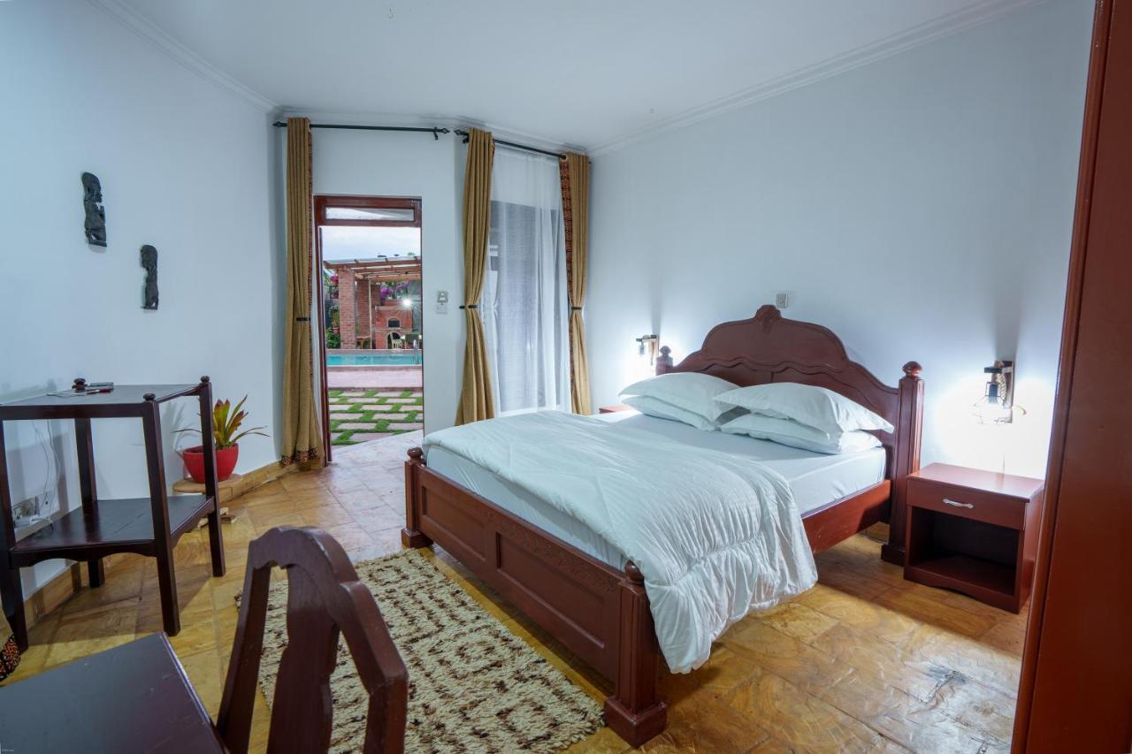 Sprunger Avenue - Tulia Homes Moshi Kültér fotó
