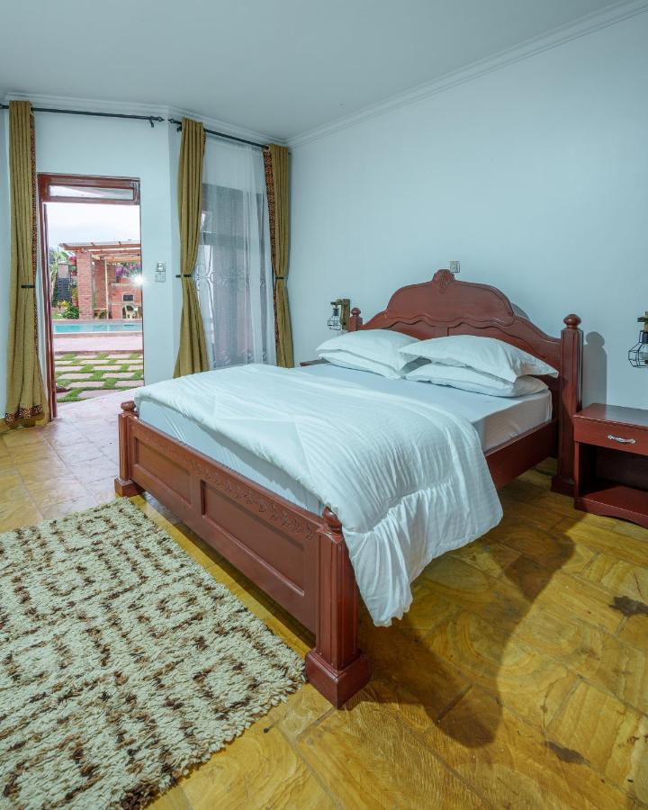Sprunger Avenue - Tulia Homes Moshi Kültér fotó