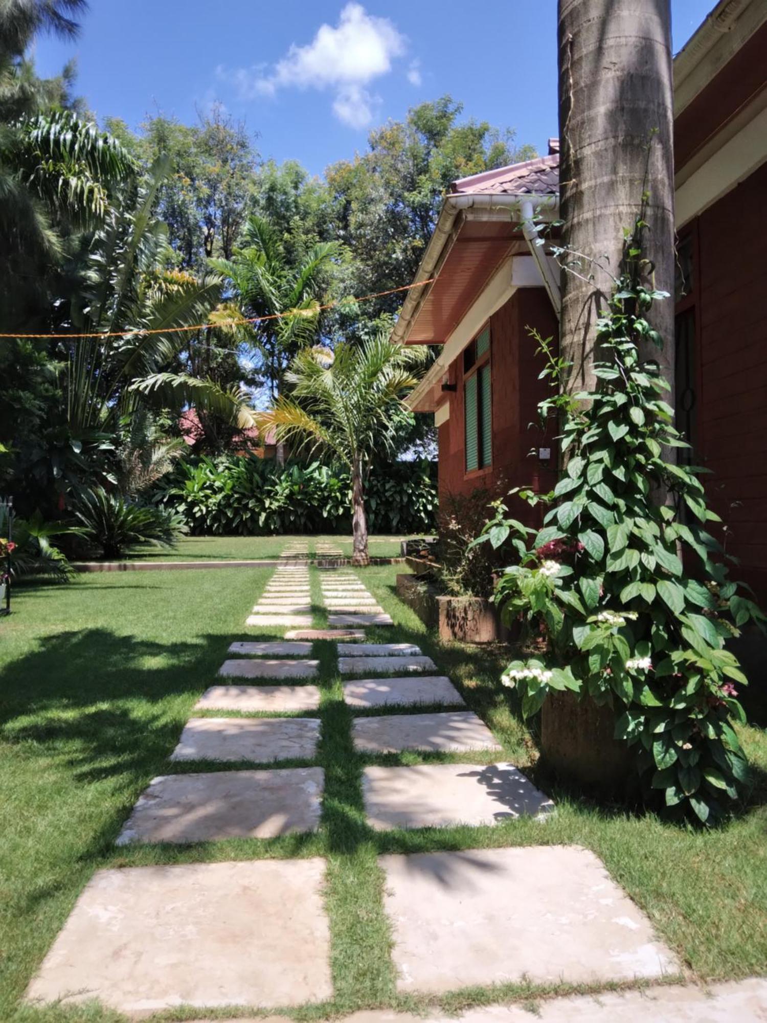Sprunger Avenue - Tulia Homes Moshi Kültér fotó