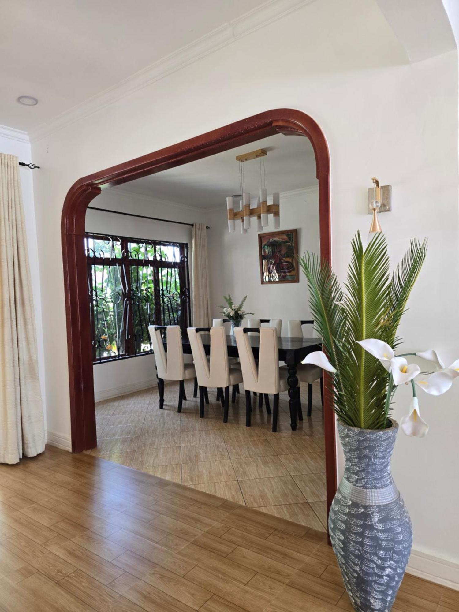 Sprunger Avenue - Tulia Homes Moshi Kültér fotó